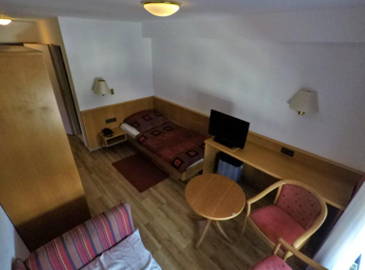 City Pension Rastatt Luaran gambar